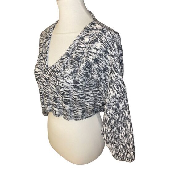 Forever 21 Women Blouse Bell Sleeve Smocked V Neckline Knit - Picture 6 of 7